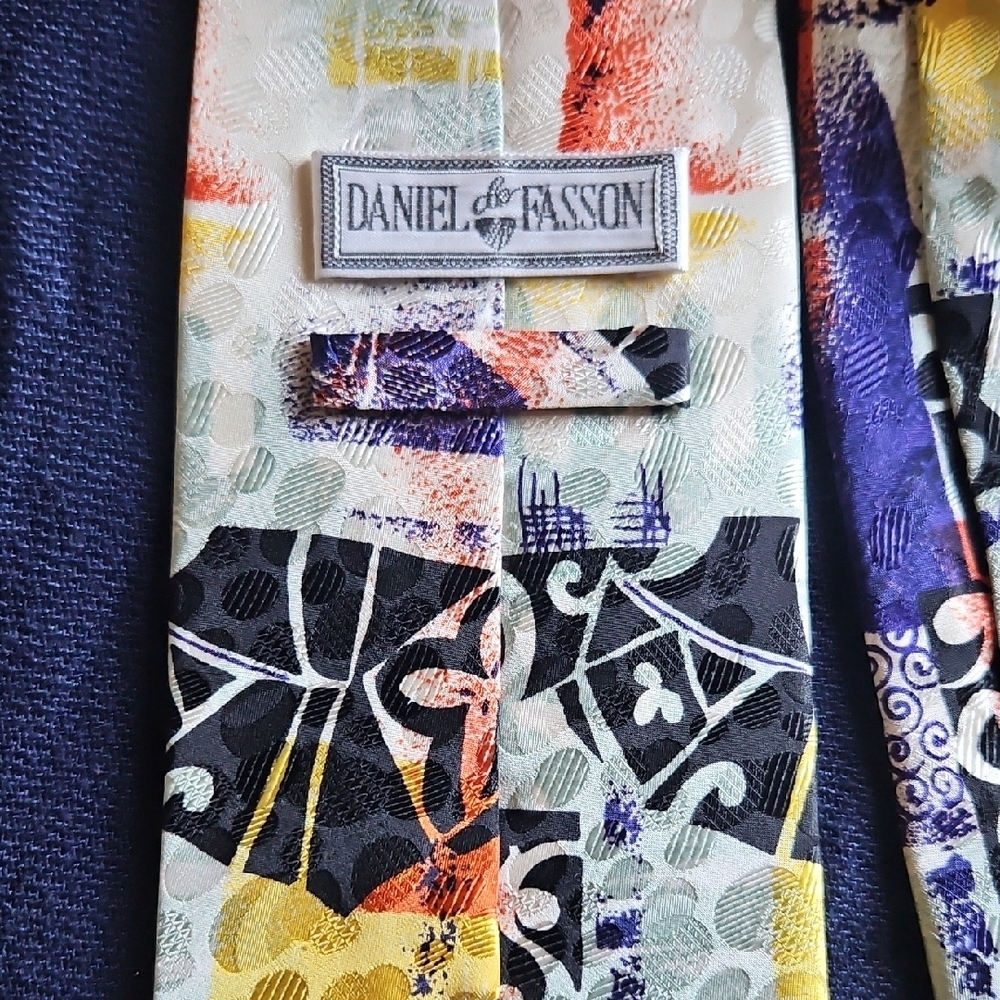 Colorful Geometric Patterned Tie - Picture 4 of 5